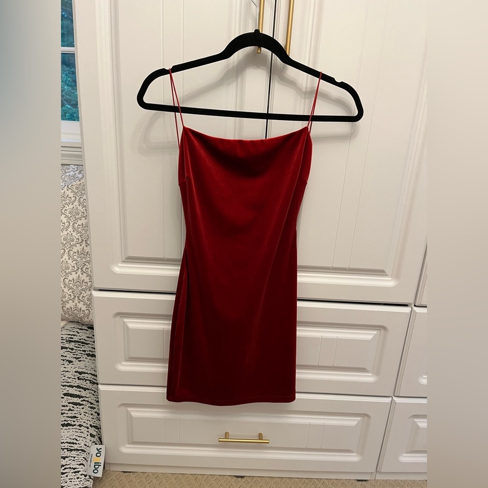 Windsor red satin backless mini dress size xs